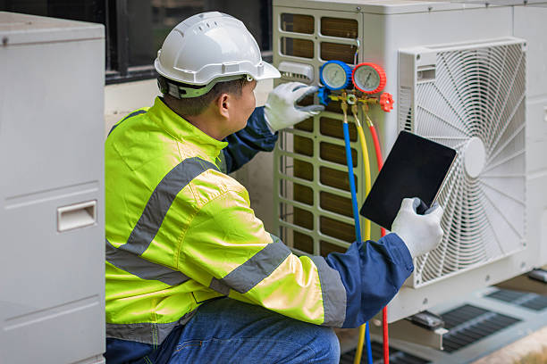 Professional Hvac Maintenance technician working in Hampton, MD